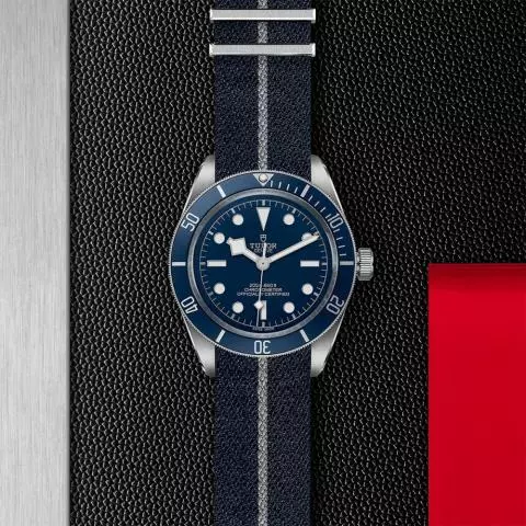 Black bay blue nato outlet