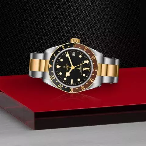 Tudor Black Bay GMT S G 41mm Bracelet Watch M79833MN 0001