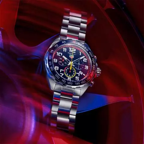 Red tag heuer watch hotsell