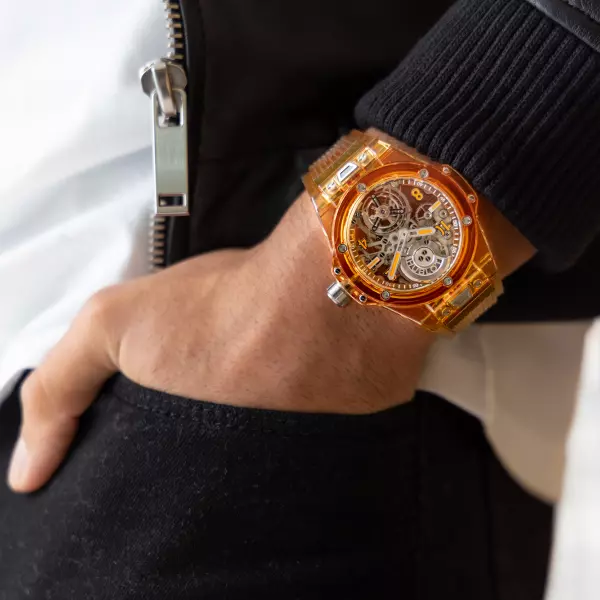 Hublot orange 2025 sapphire