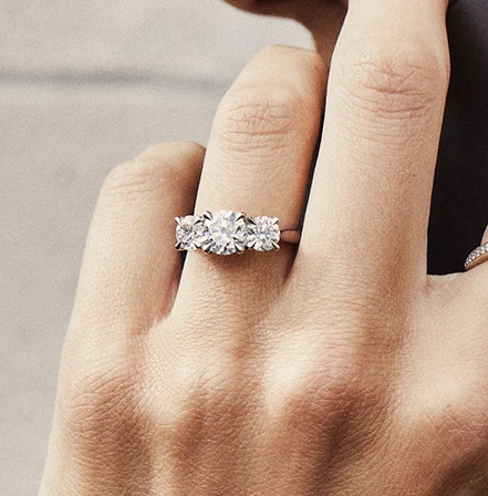  Diamond trilogy engagement ring