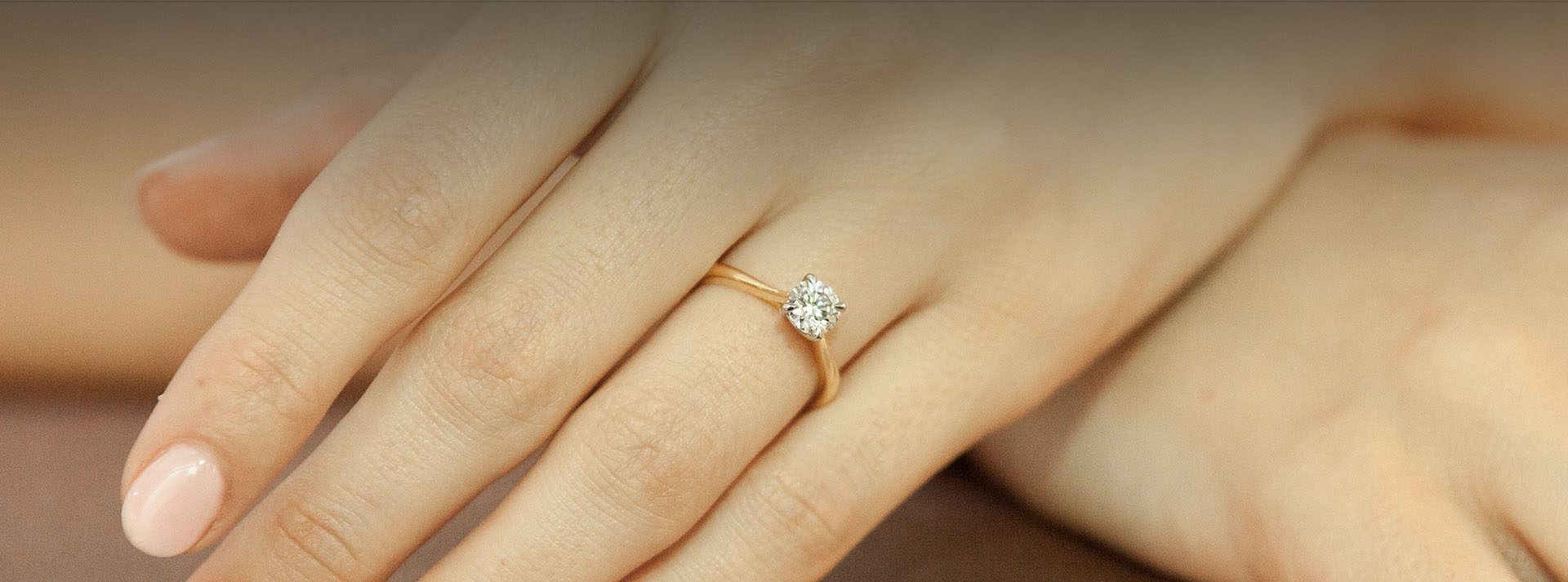 Alienformsjewelery - Etsy UK | Cute engagement rings, Flower engagement ring,  Etsy gold ring